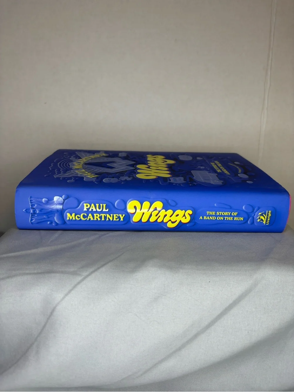 Paul McCartney Wings: The Story of a Band On The Run - Blue Hardcover